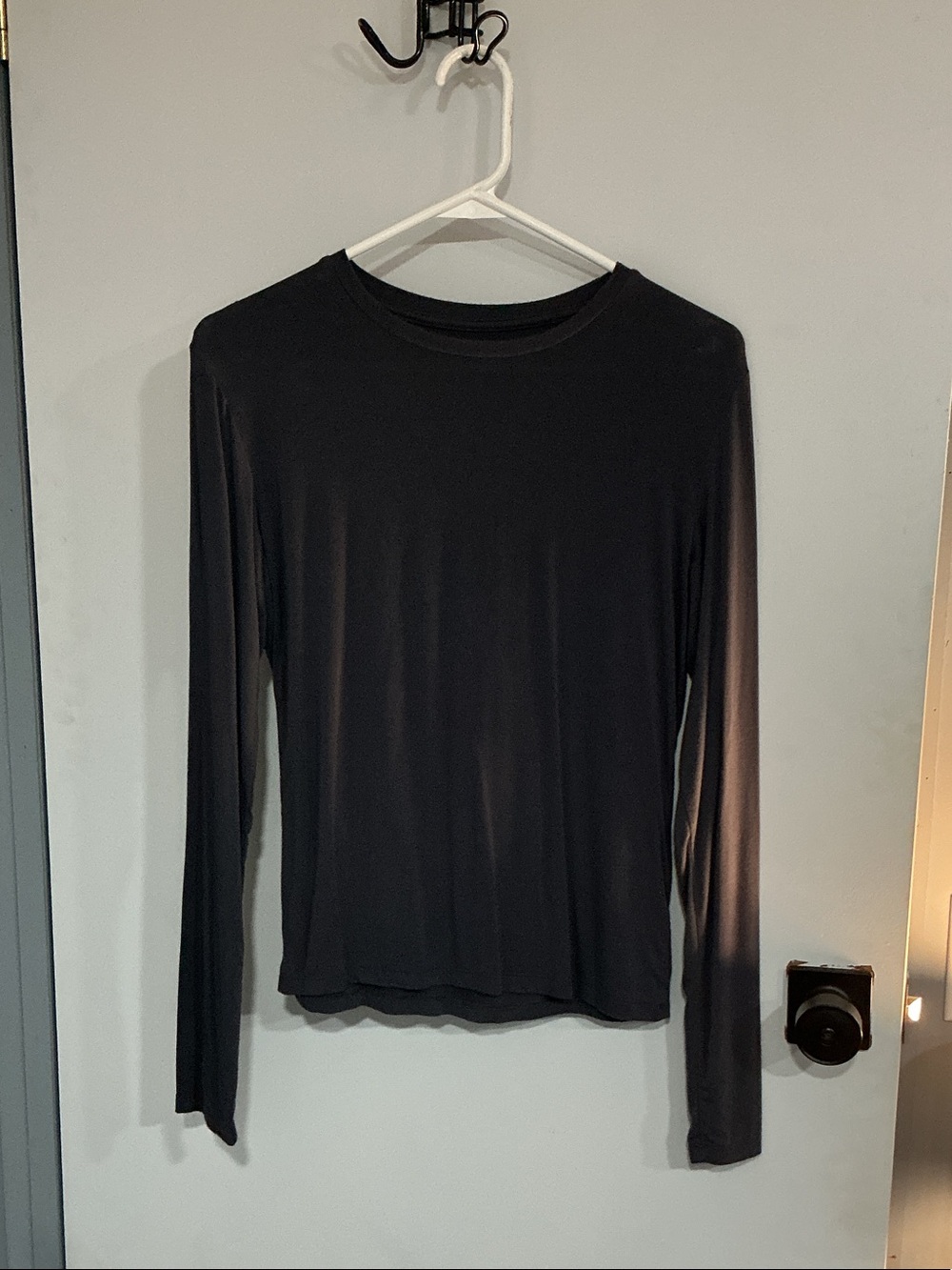 2 Women’s Long-Sleeve Crew Neck Shirt’s - Black and Gray